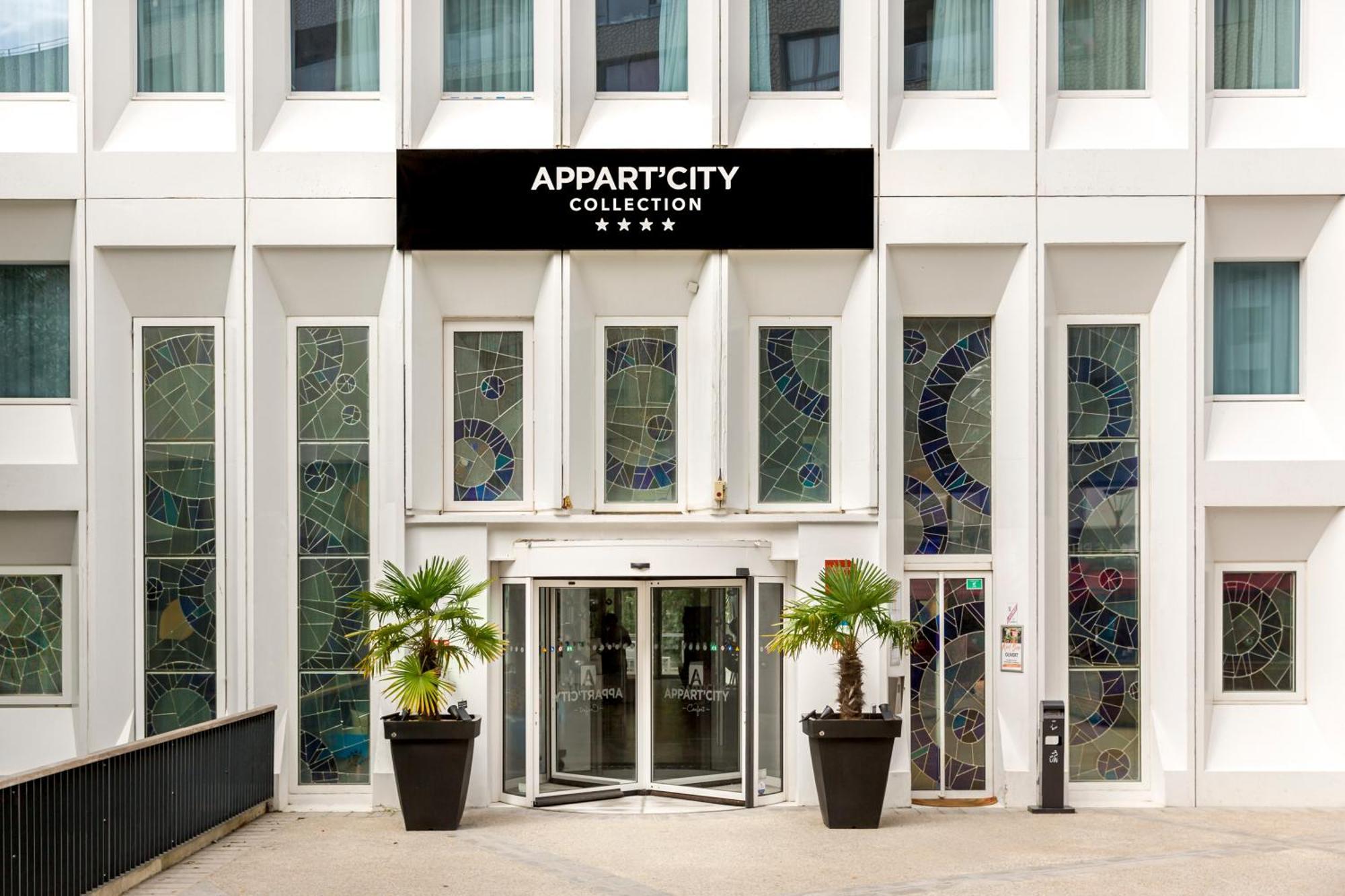 Appart'City Collection Paris Velizy Aparthotel Exterior photo